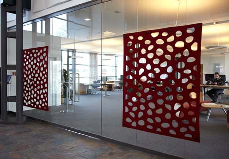 CoverSingle rumdeler i filt i bank (2)